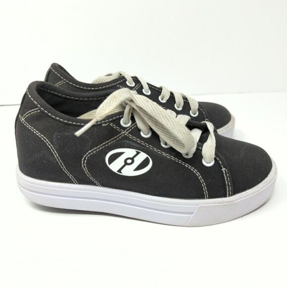 Heelys Black Sneakers Size: 2 Youth - Picture 2 of 8